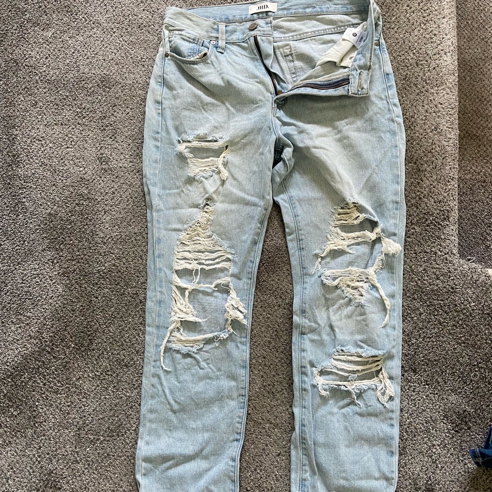 High-wasited light washed distressed jeans